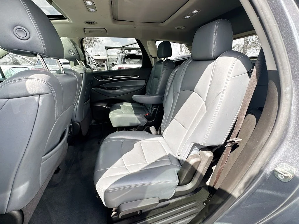 Used 2020  Buick Essence image 24