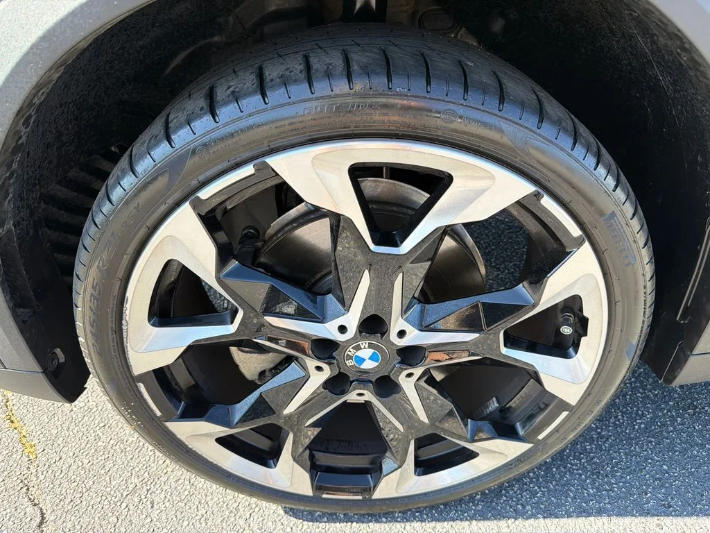 Used 2025 Black BMW xDrive28i image 11