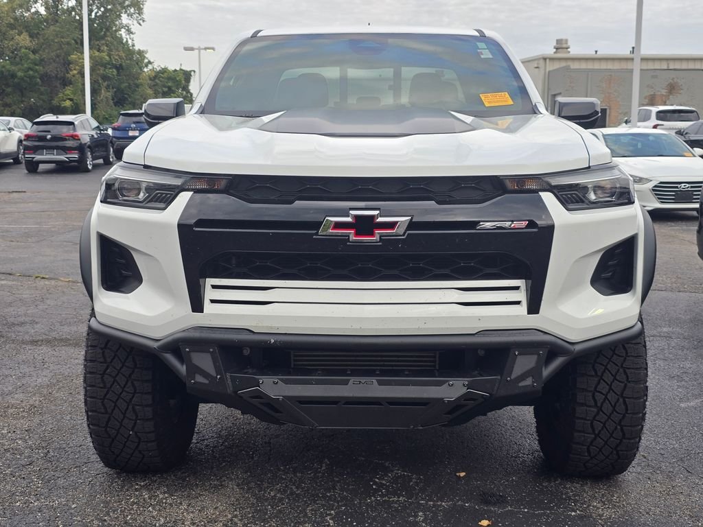 Used 2024 White Chevrolet ZR2 image 2