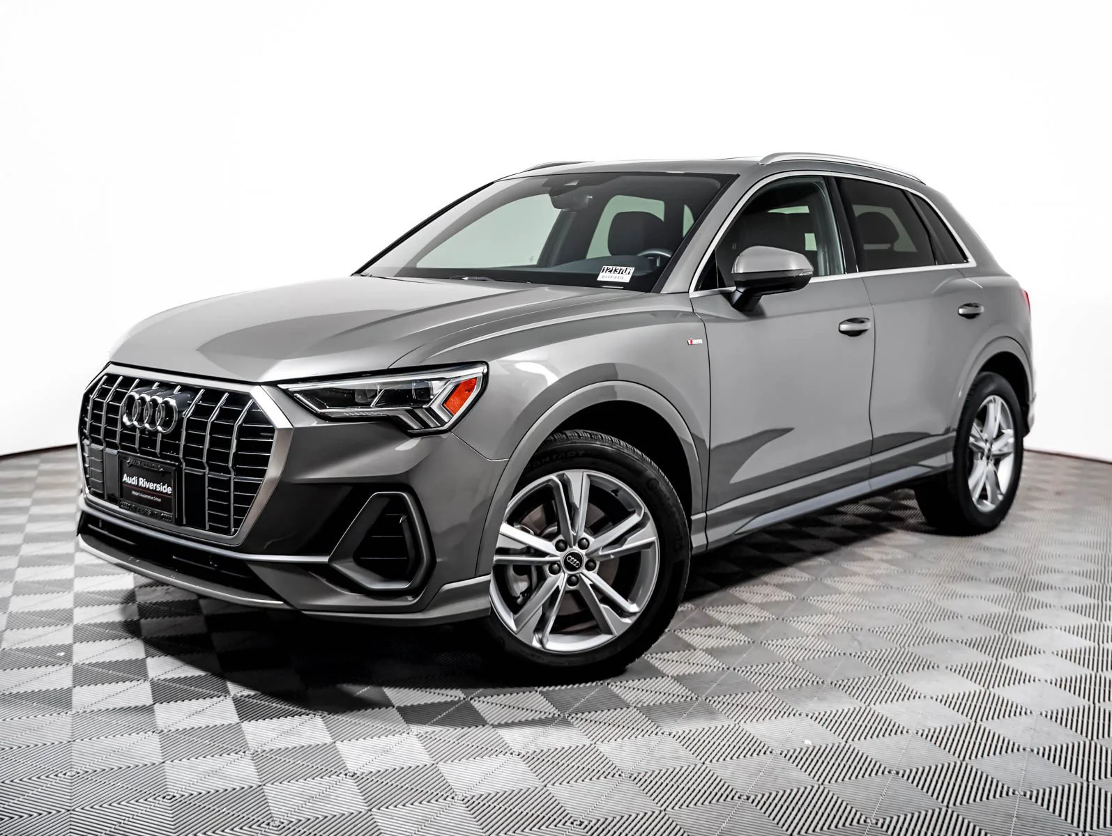 2023 Audi Q3