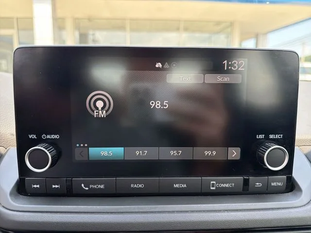 Used 2024  Honda EX image 18