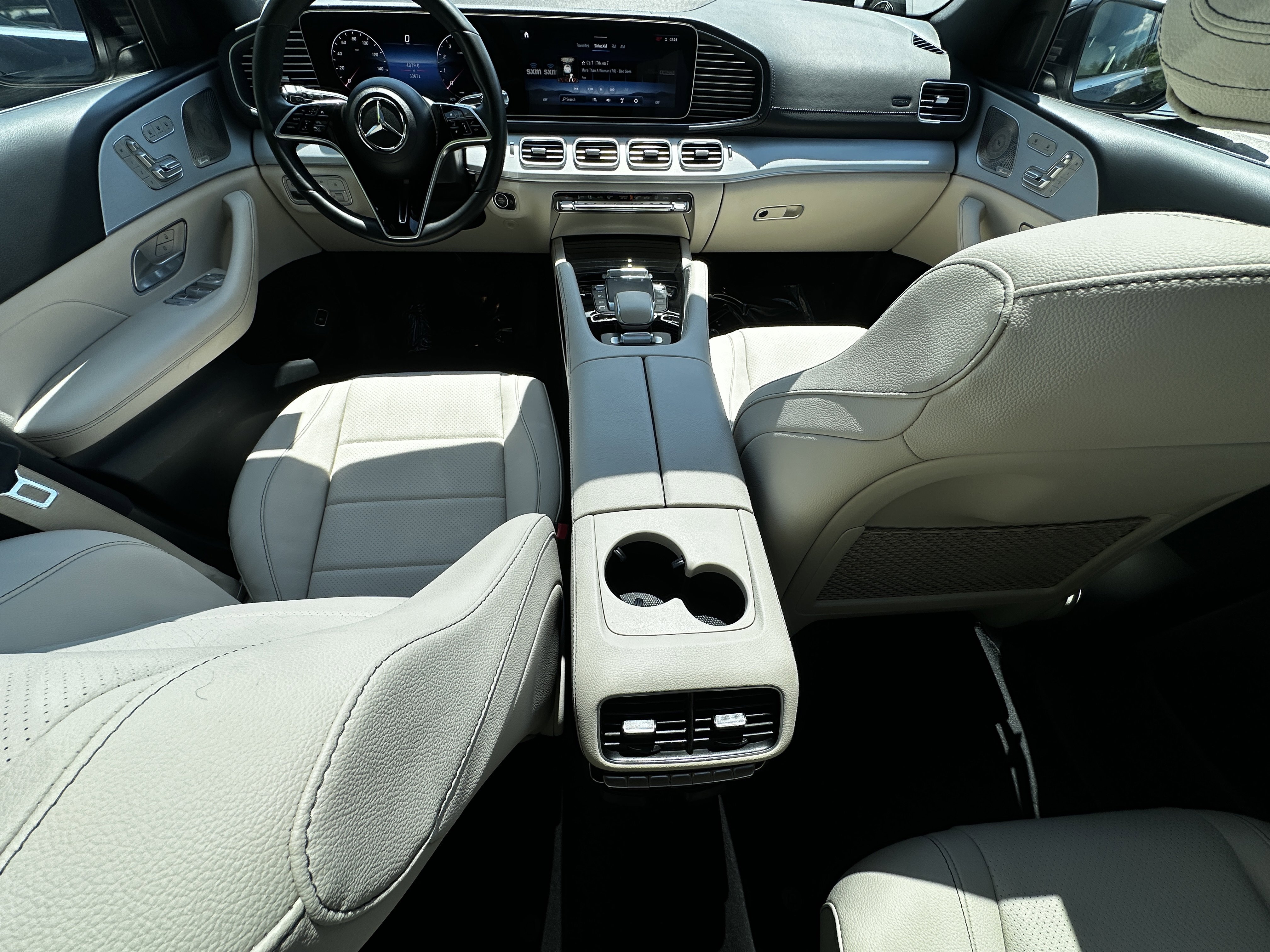 Certified Used 2025 Black Mercedes-Benz GLS 450 image 28
