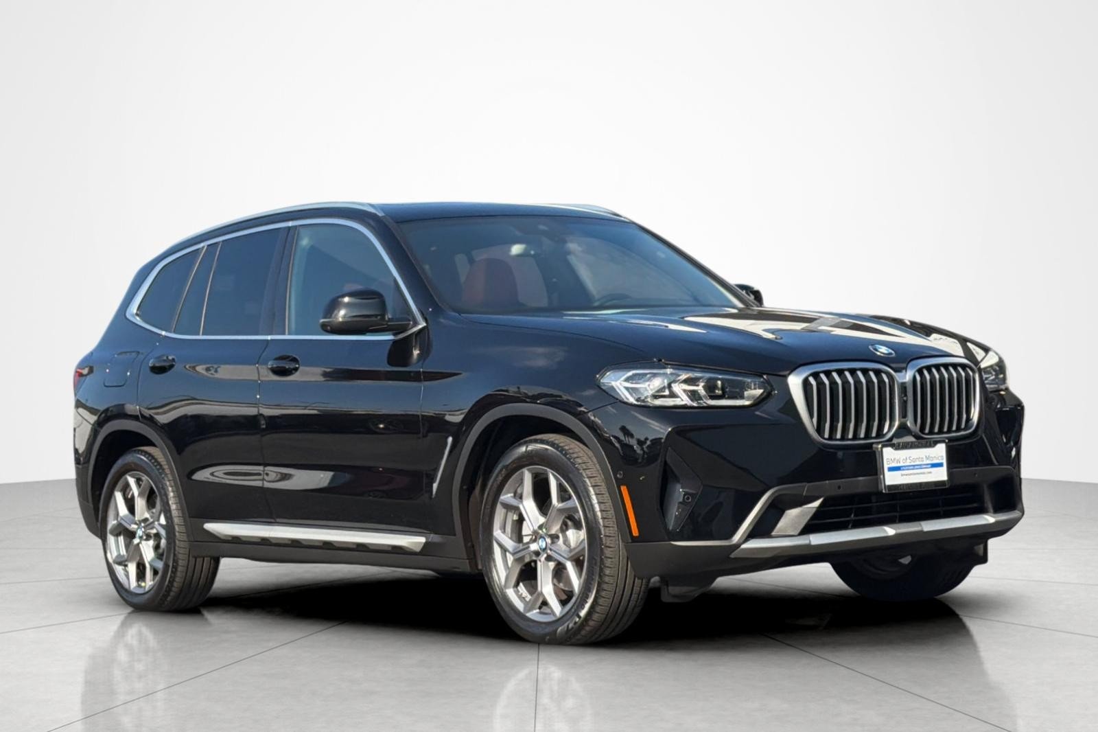 Used 2024 Jet Black BMW sDrive30i image 7