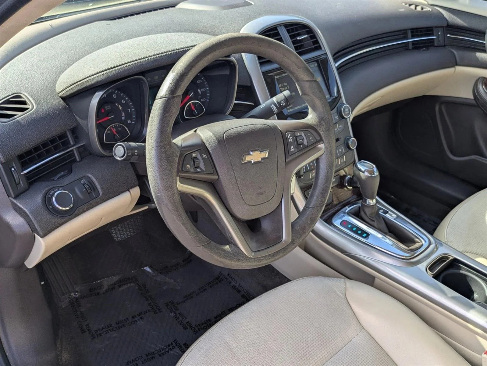 Used 2013 Champagne Silver Metallic Chevrolet LT image 10