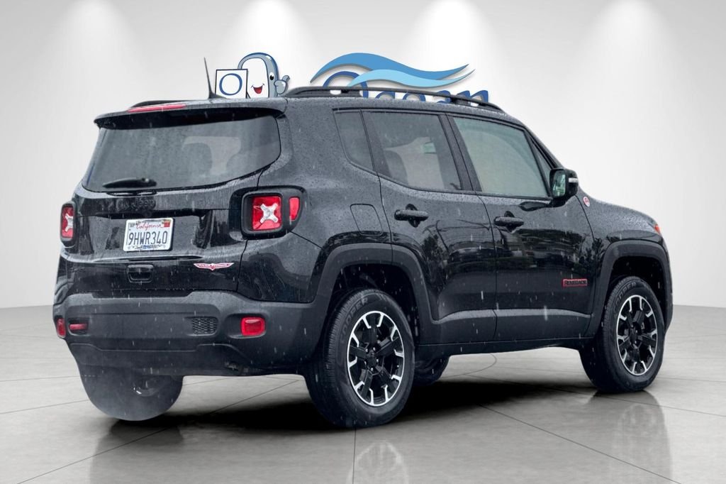 Used 2023 Black Clearcoat Jeep Trailhawk image 4