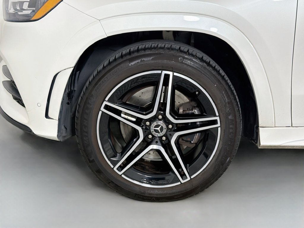 Used 2023 White Mercedes-Benz GLS 450 image 32
