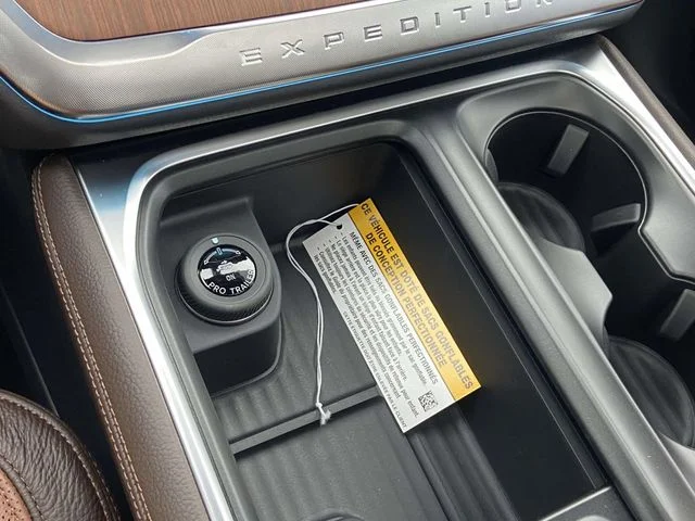 New 2026 Agate Black Metallic Ford King Ranch image 21