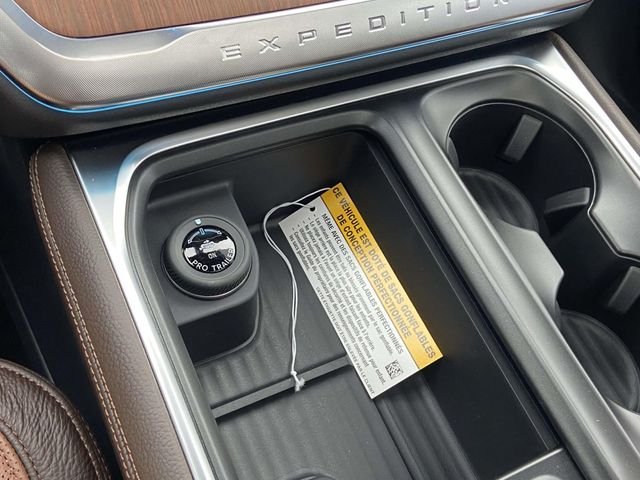 New 2026 Agate Black Metallic Ford King Ranch image 21