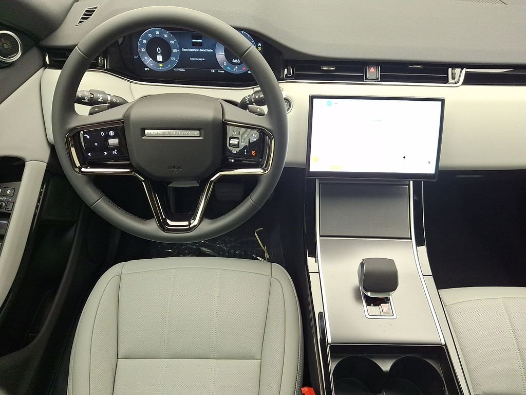 New 2026 Santorini Black Land Rover S image 8