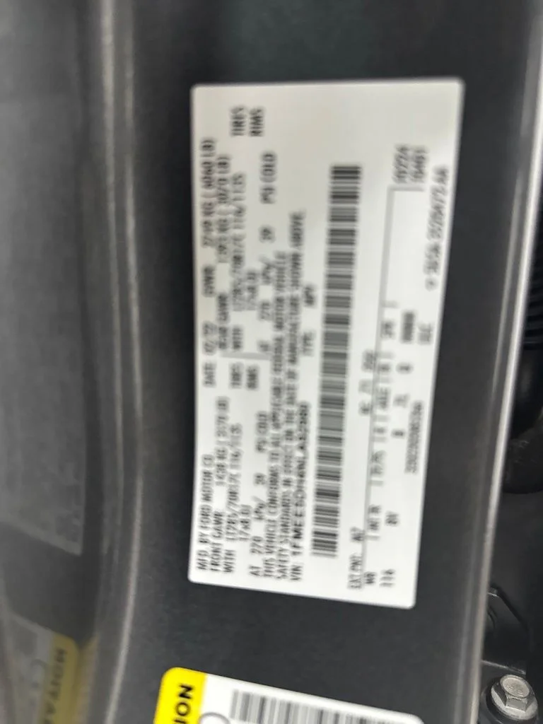 Used 2022 Gray Ford Badlands image 36
