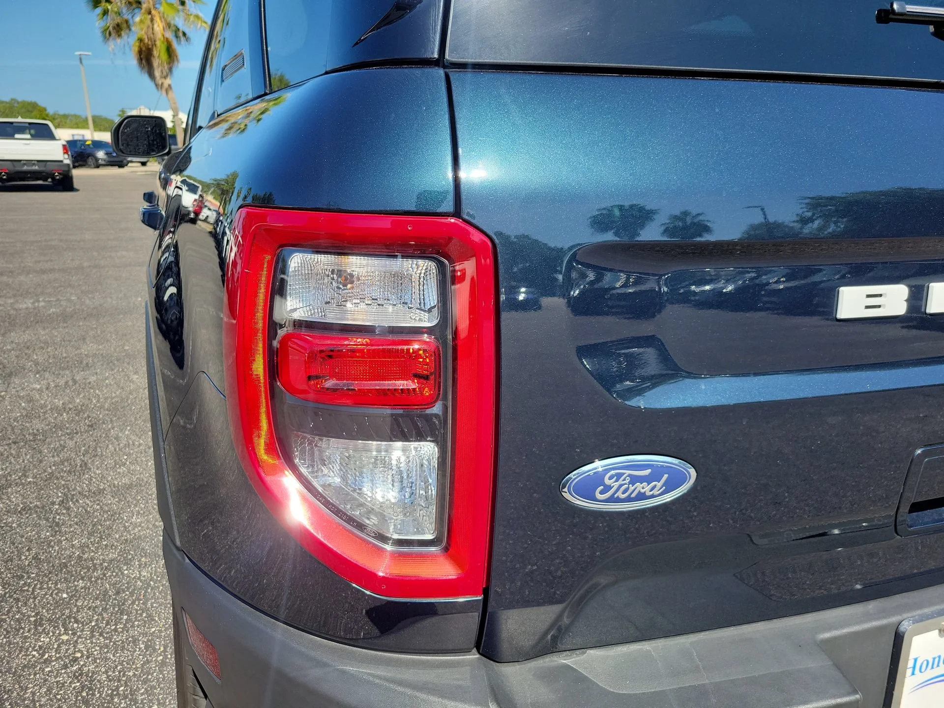 Certified Used 2023 Alto Blue Metallic Tinted Clearcoat Ford Outer Banks image 11