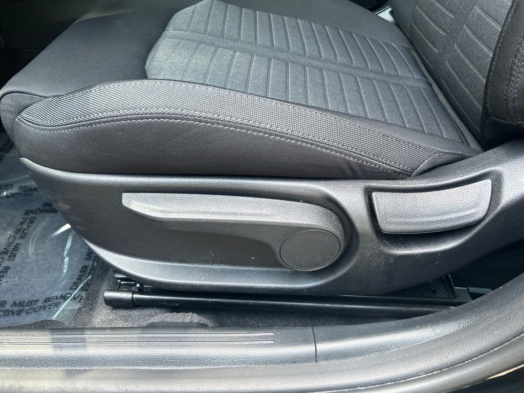 Used 2026 Black Kia LXS image 16