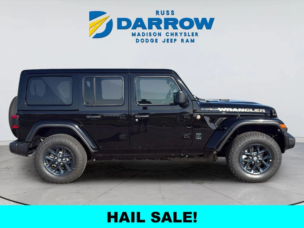 New 2026 Black Clear-Coat Exterior Paint Jeep  image 6