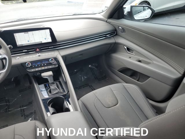Certified Used 2025 White Hyundai SEL Convenience image 23