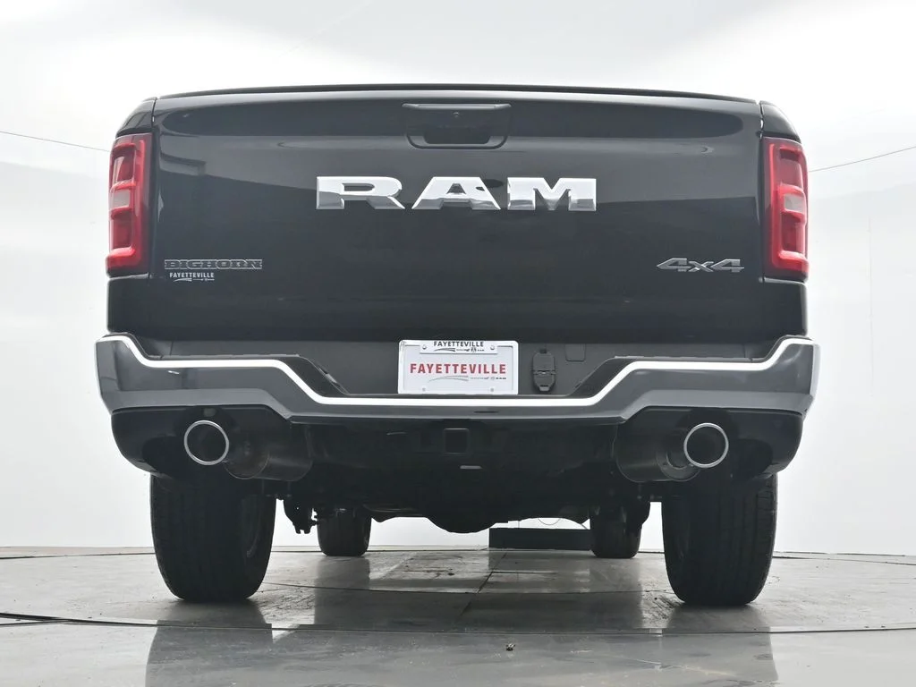 New 2026 Diamond Black Crystal Pearl-Coat Exterior Paint RAM Big Horn/Lone Star image 41