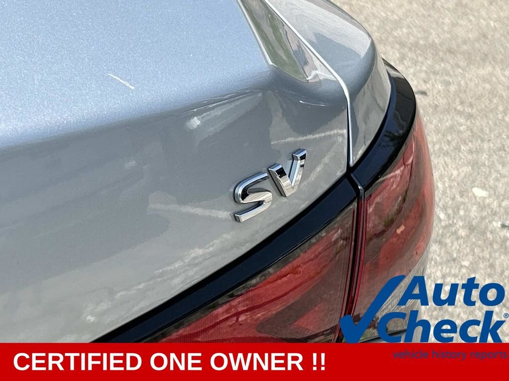Used 2023 Silver Nissan SV image 11