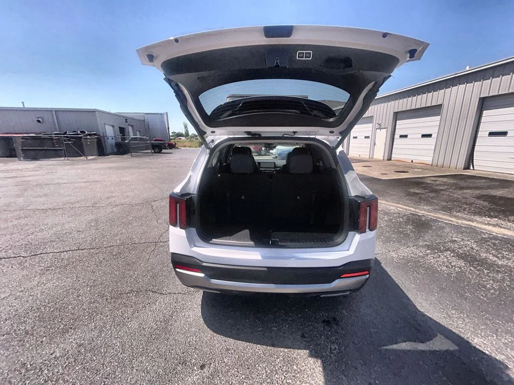 Used 2025 White Kia EX image 31