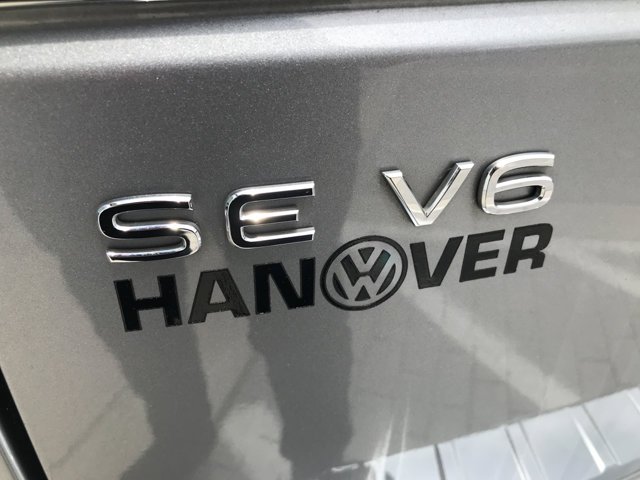 Used 2023 Pyrite Silver Metallic Volkswagen 3.6L V6 SE w/Technology image 11