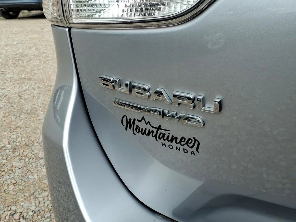 Used 2020 Silver Subaru Sport image 41