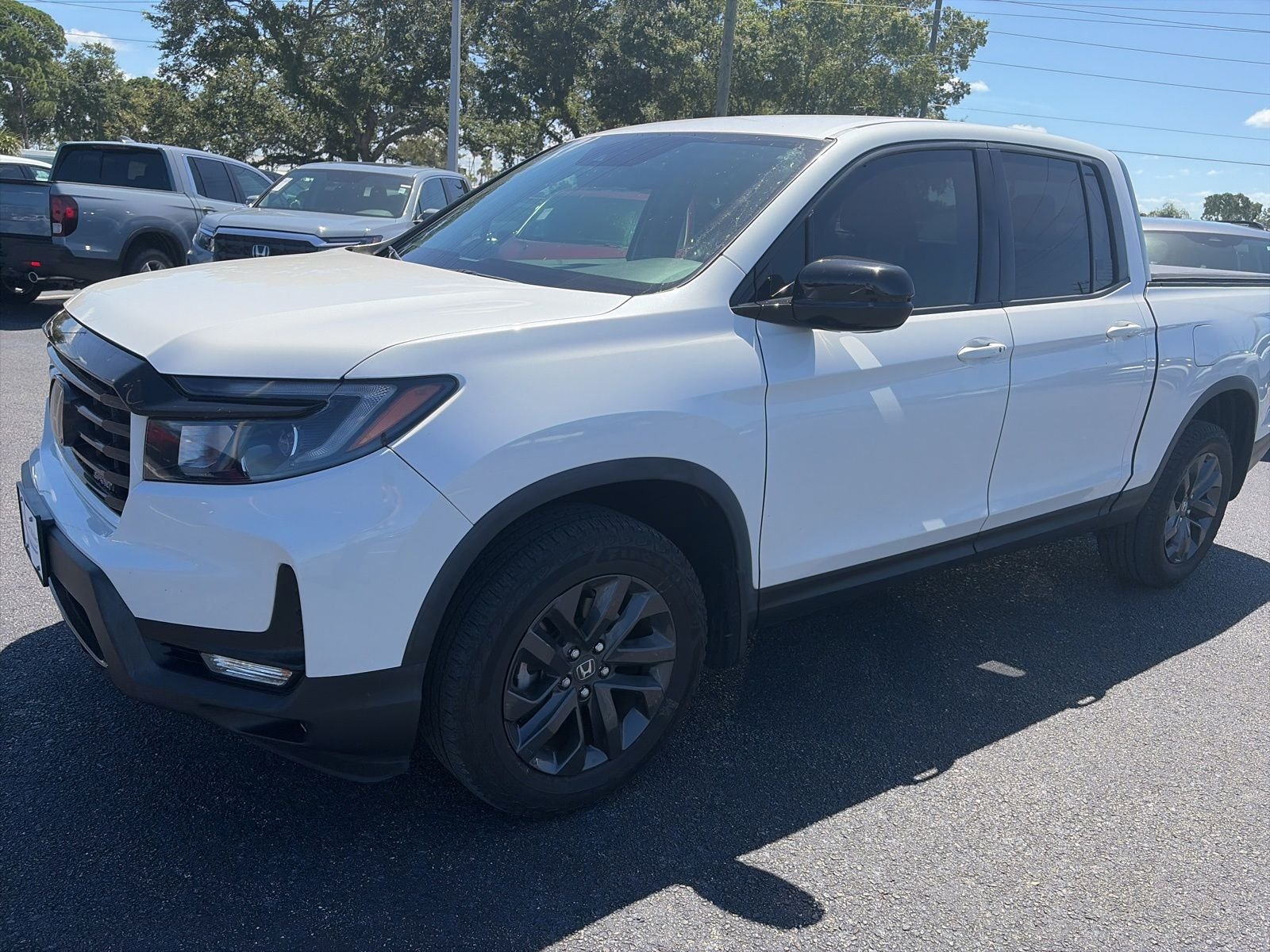 Used 2023  Honda Sport image 3