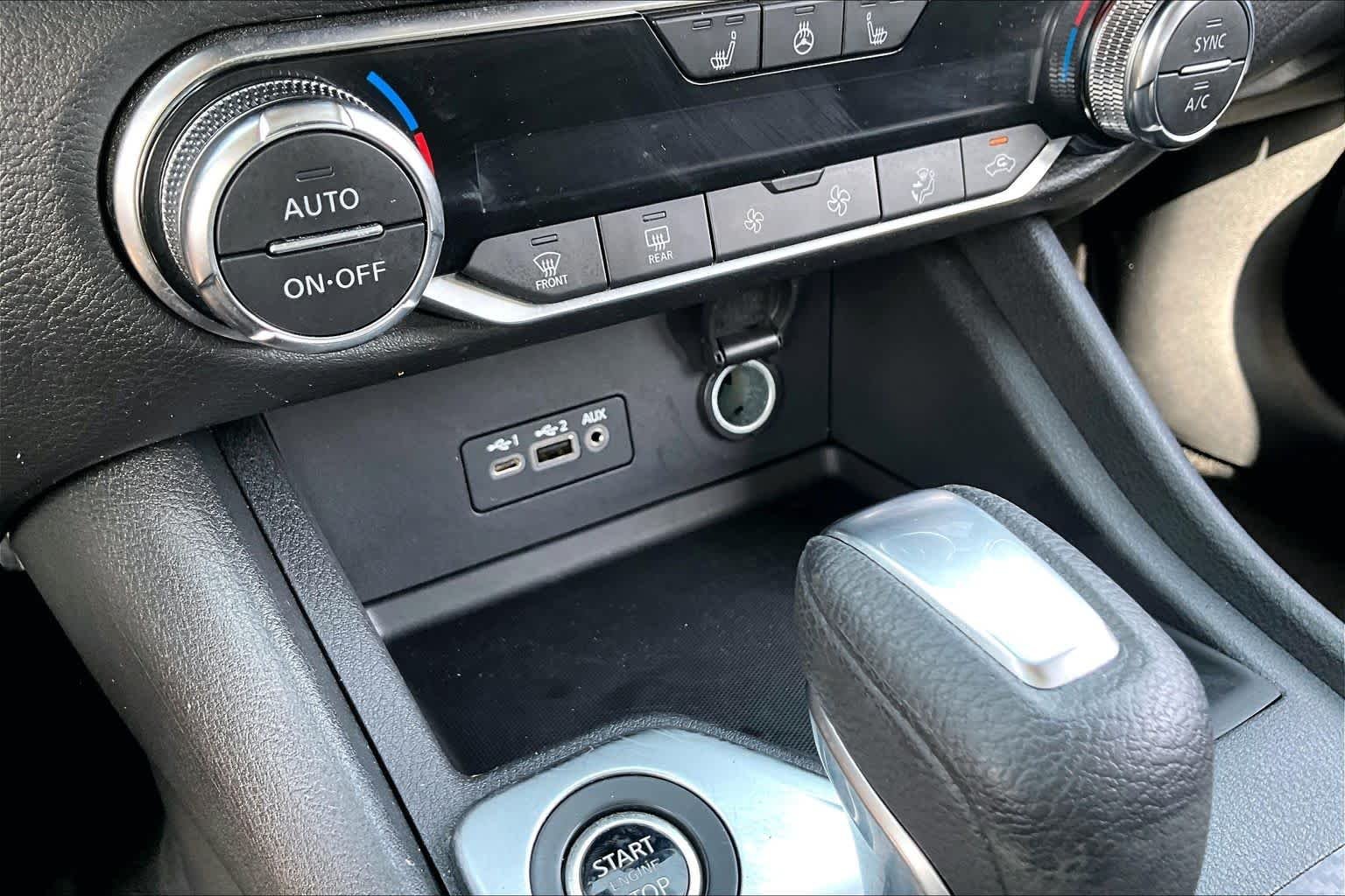 Used 2023 Electric Blue Metallic Nissan SV image 32