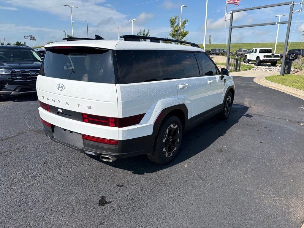 Used 2024 White Hyundai SEL image 7