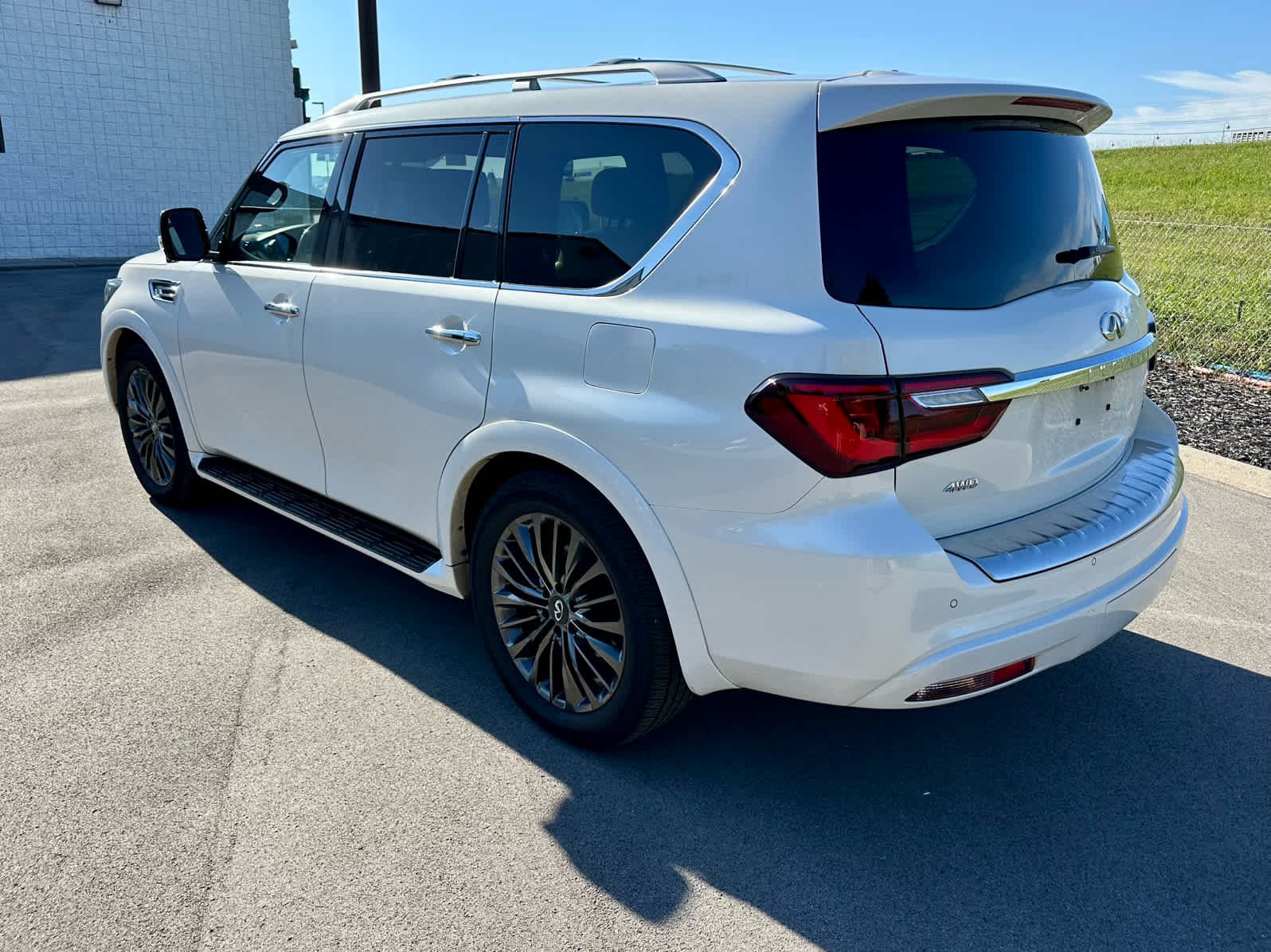 Used 2022 Moonstone White INFINITI SENSORY image 7