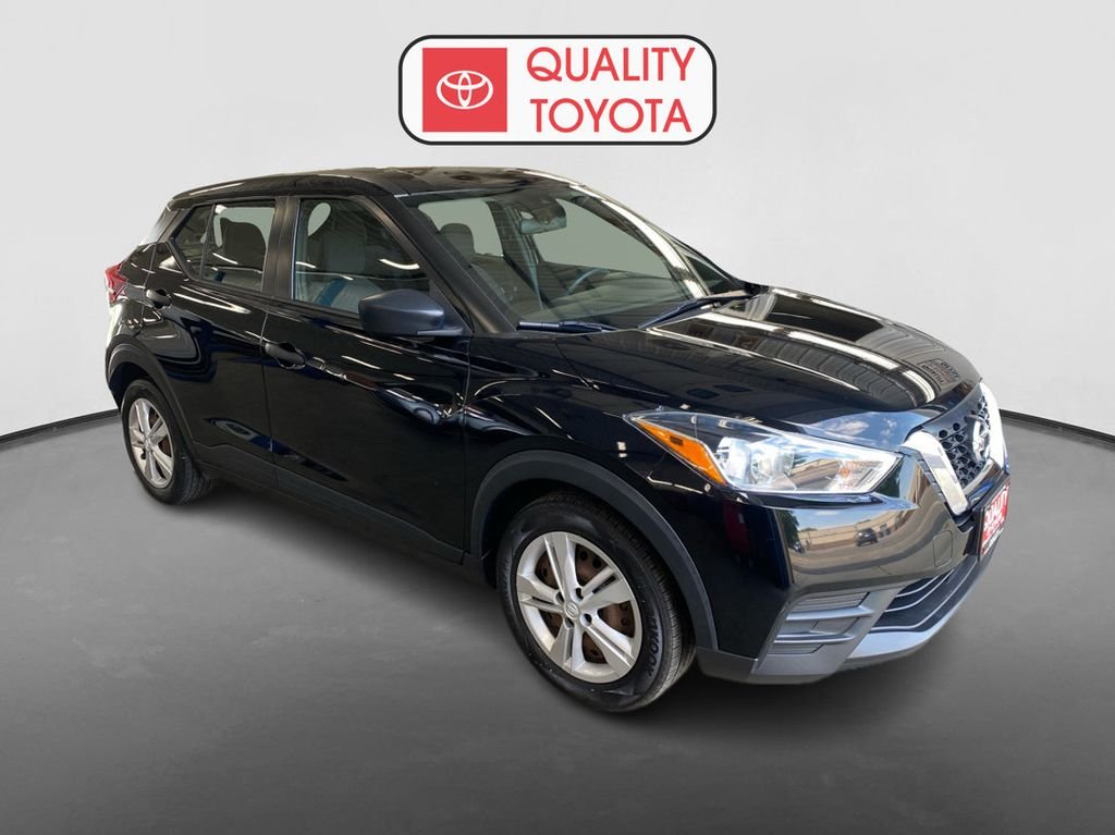 Used 2020 Nissan Kicks S with VIN 3N1CP5BV3LL517575 for sale in Fergus Falls, MN