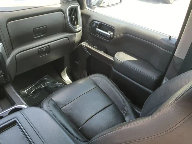 Used 2020 Black Chevrolet LTZ image 17