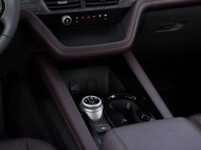 New 2027 Black Ford Platinum image 16