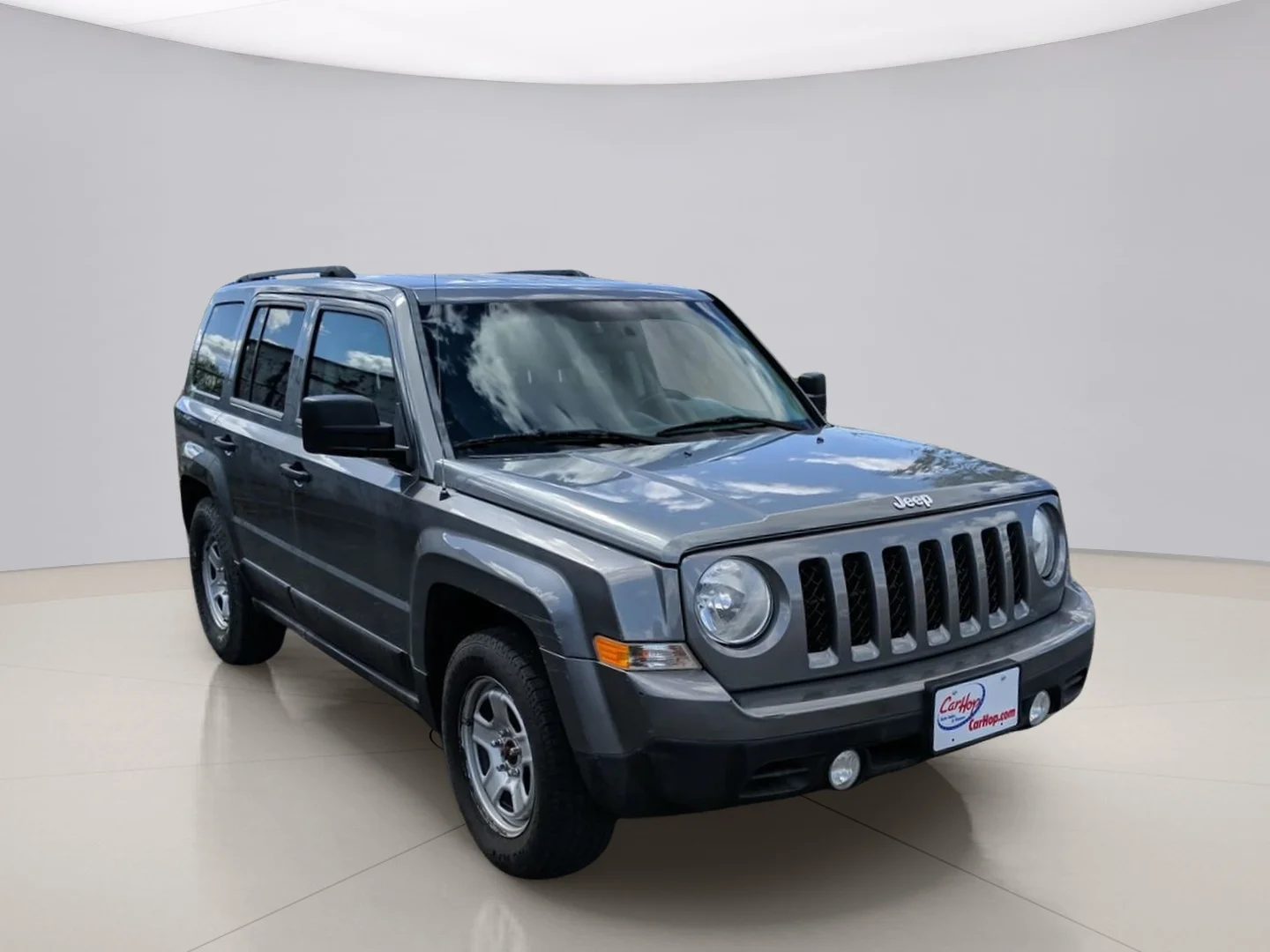 Used 2014 Gray Jeep SPORT image 2