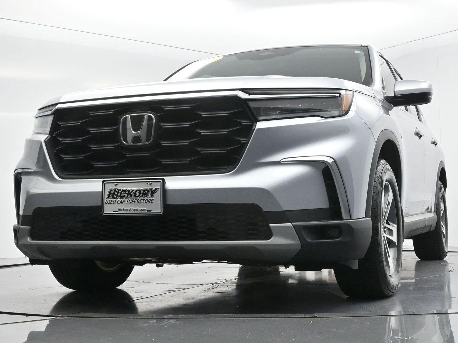 Used 2024 Lunar Silver Metallic Honda EX-L image 51