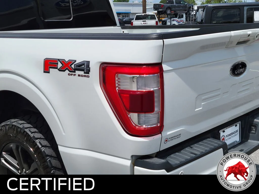 Used 2022 White Ford Lariat image 12