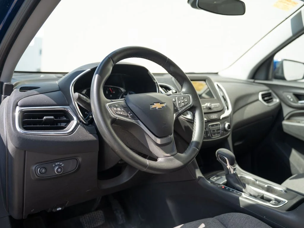 Used 2023 Blue Chevrolet LT image 4
