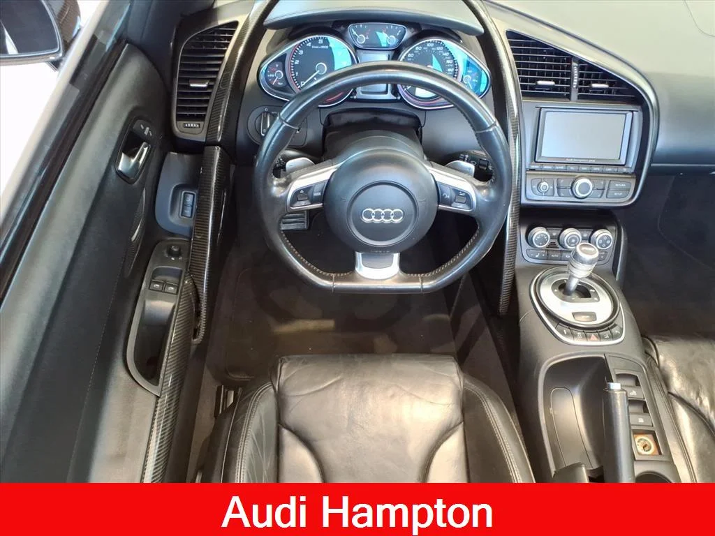 Used 2011 Phantom Black Pearl Audi 5.2L image 21