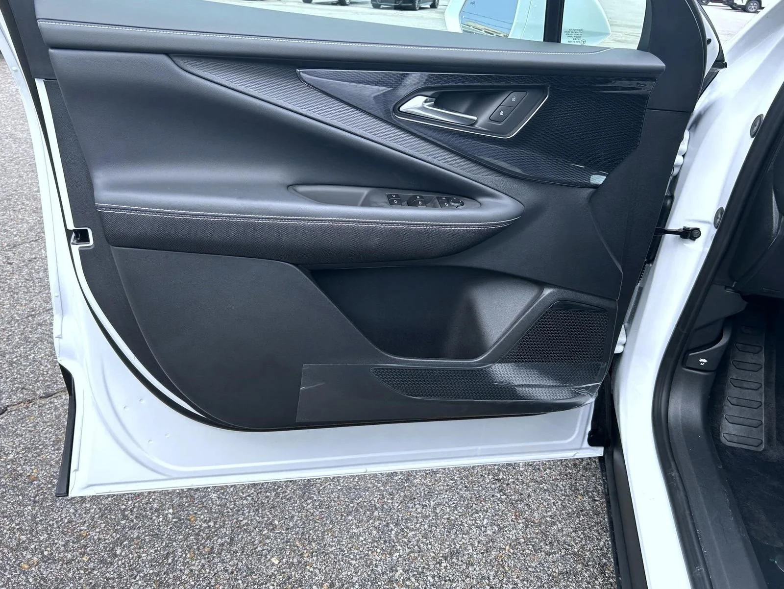 2026 Chevrolet Blazer EV LT - Photo 9