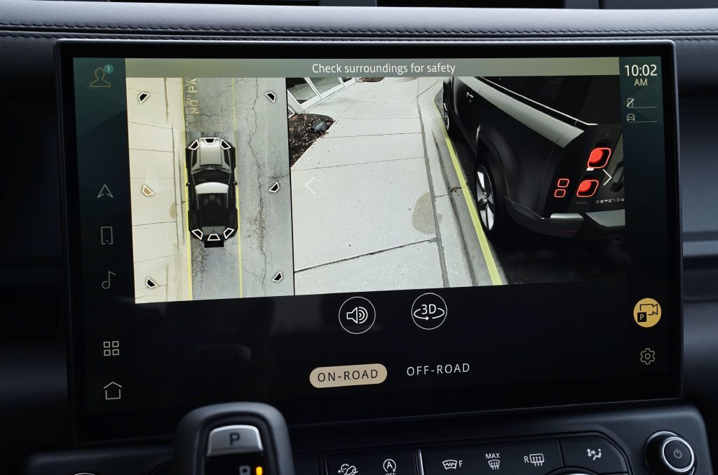 New 2026 Santorini Black Land Rover V8 image 28