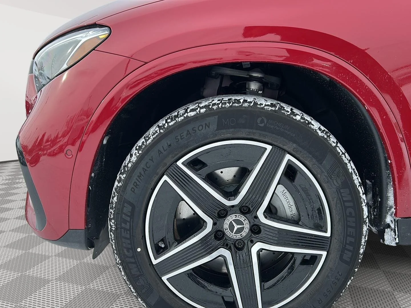 New 2026 MANUFAKTUR Patagonia Red Metallic Mercedes-Benz GLC 300 image 8