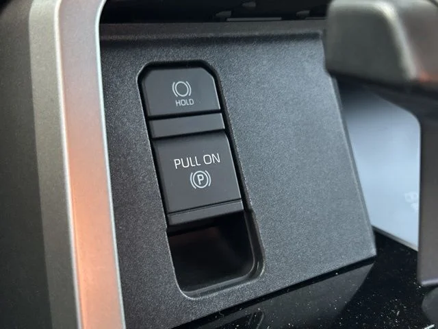New 2026 Wind Chill Pearl <sup>1</sup> Toyota Tundra Platinum image 44