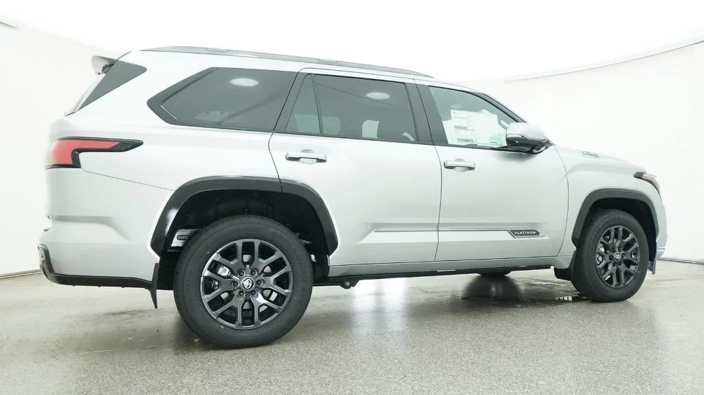 New 2026 Celestial Silver Metallic Toyota Platinum image 15