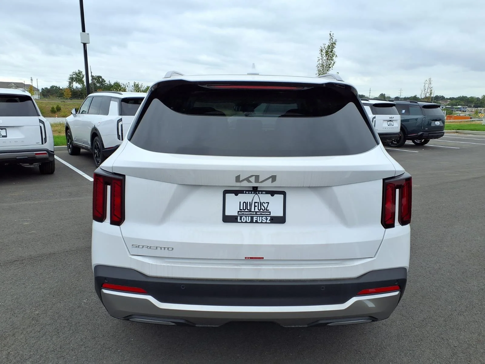 New 2026 Glacial White Pearl Kia S image 16