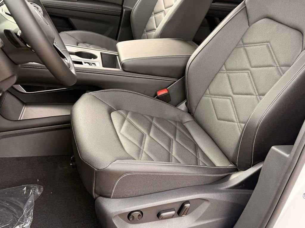2026 Volkswagen Atlas SE - Photo 11