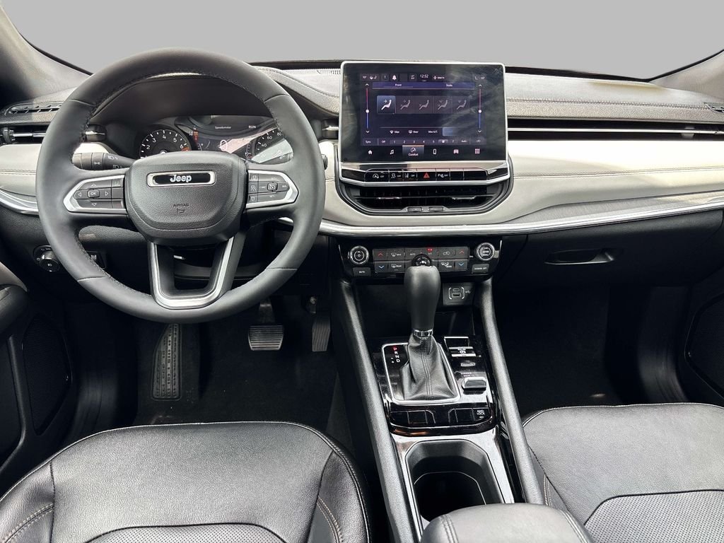 Used 2023 Silver Jeep Limited image 12