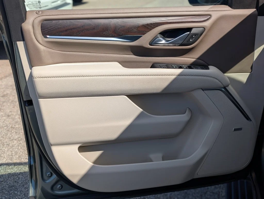 Used 2023 Green GMC Denali image 18