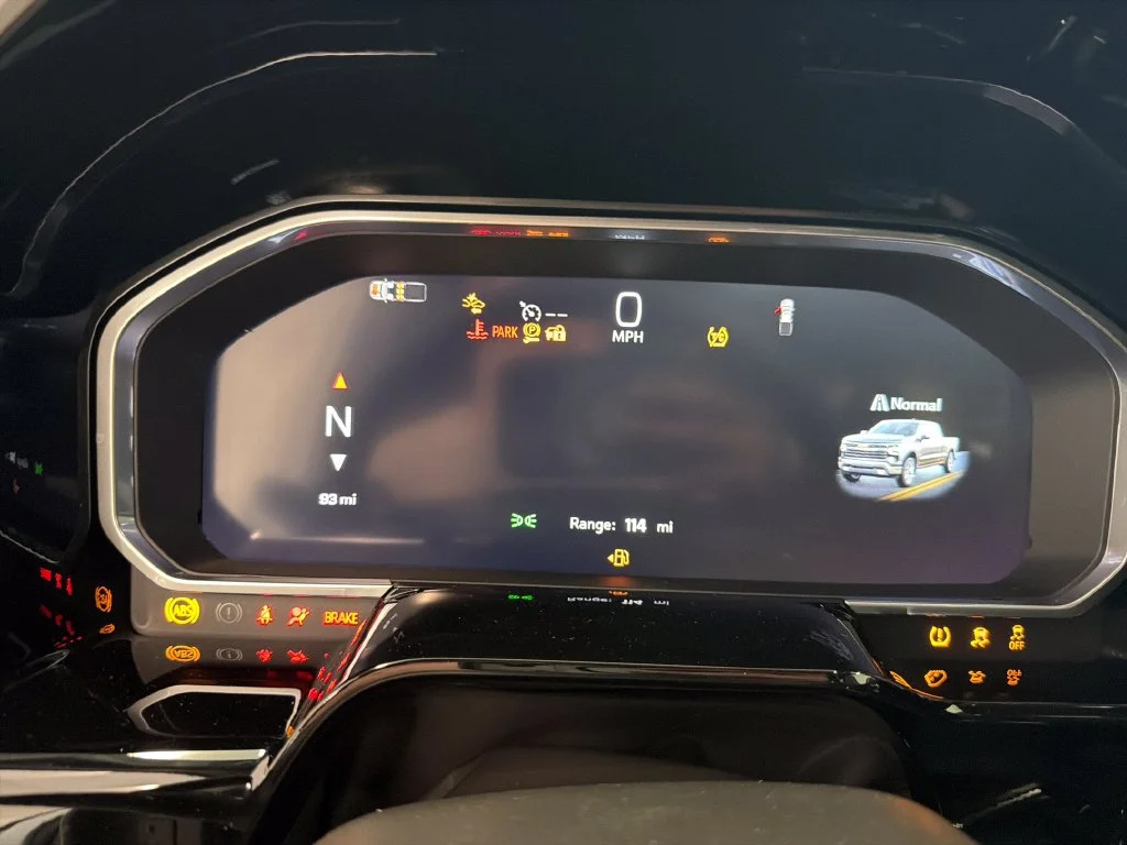 New 2026 Summit White Chevrolet LT image 15