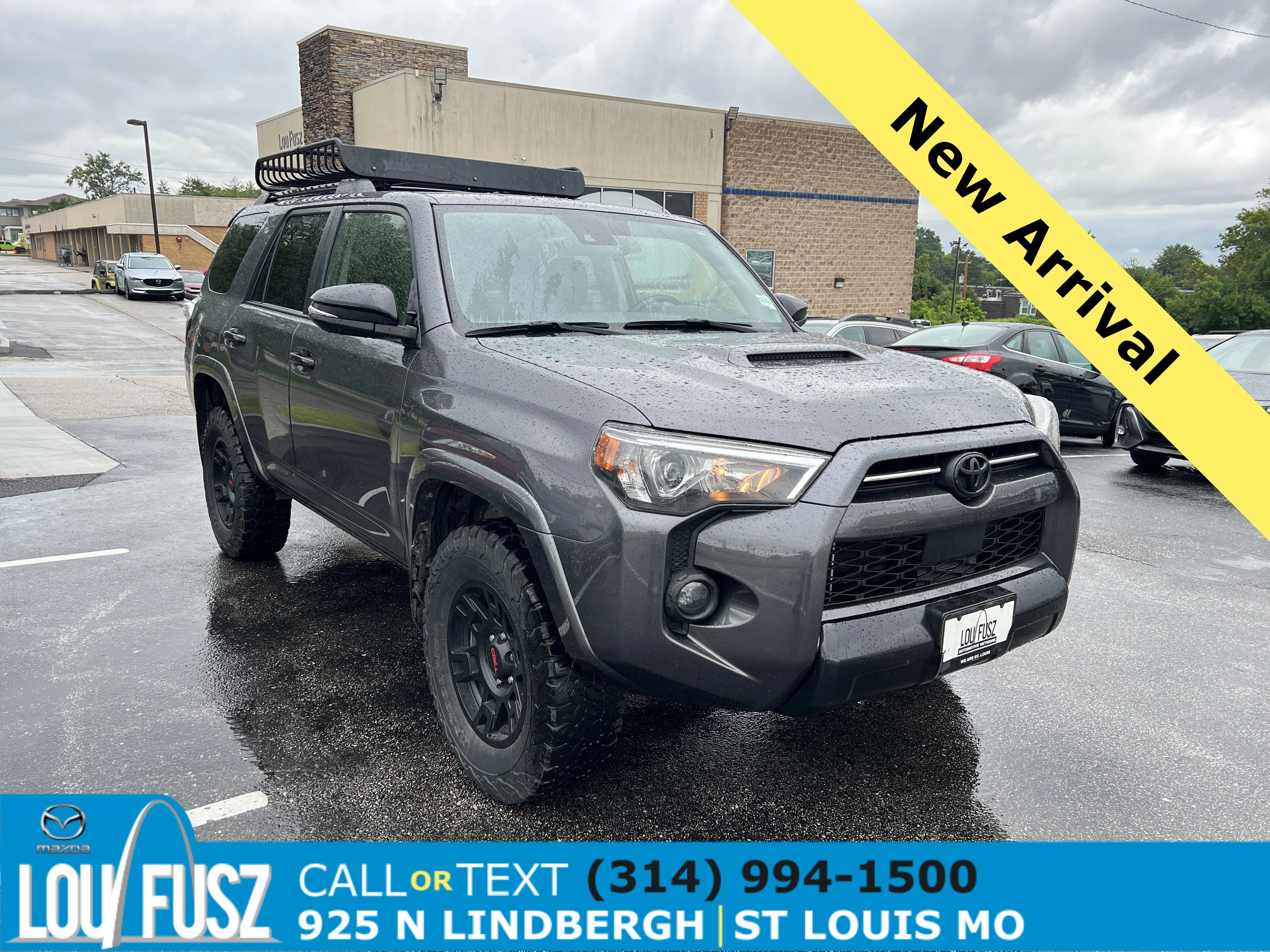 Used 2021 Magnetic Gray Metallic Toyota Venture image 1