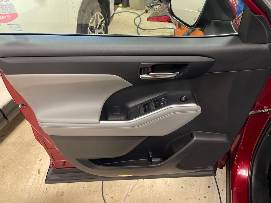 Used 2021 Red Toyota XLE image 14