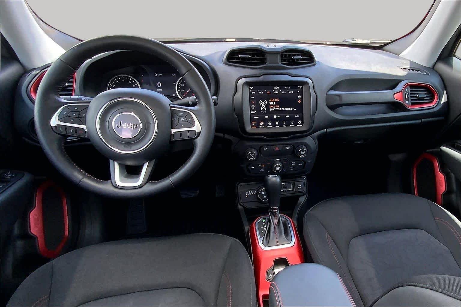 Used 2020 Sting-Gray Clearcoat Jeep Trailhawk image 16