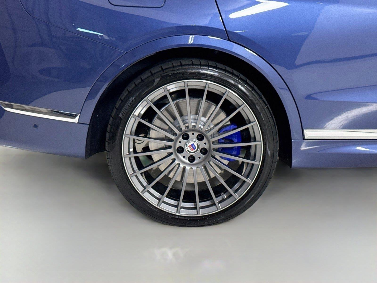 Used 2024 ALPINA Blue Metallic BMW ALPINA XB7 | One Owner image 45