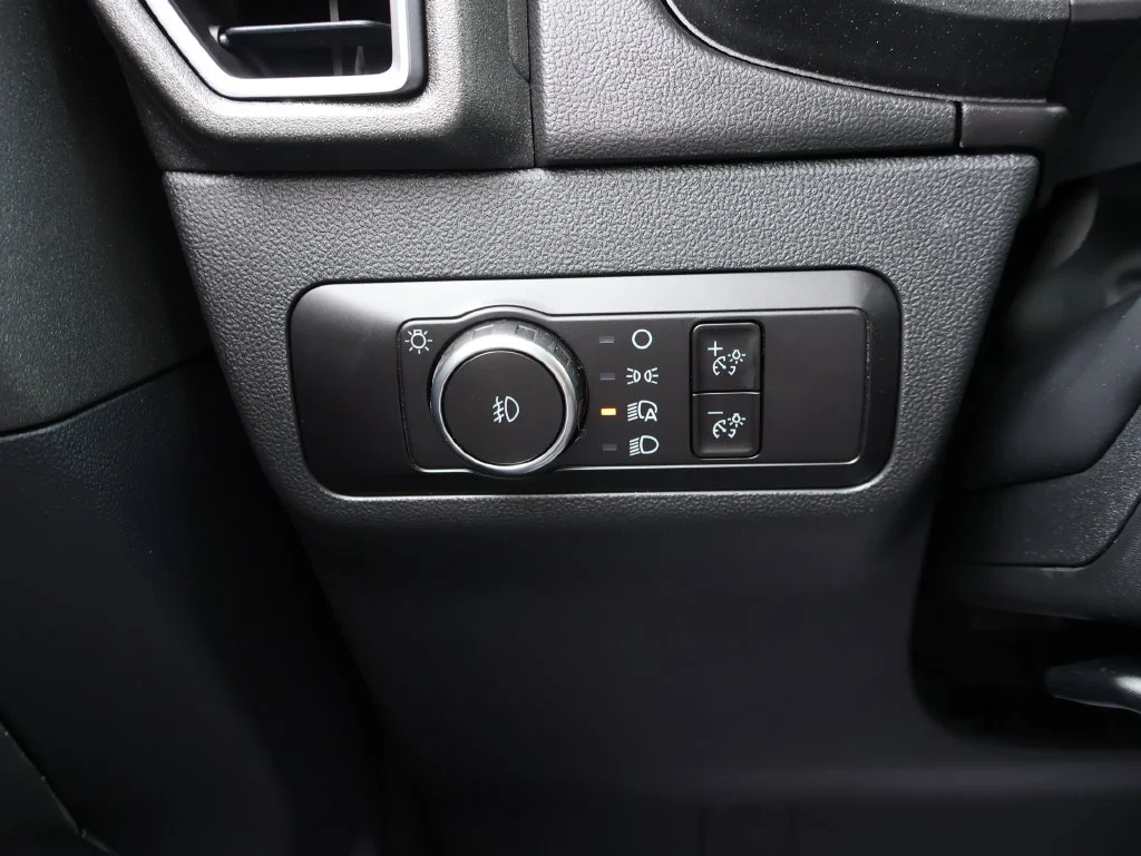 New 2026 Carbonized Gray Metallic Ford Outer Banks® image 30